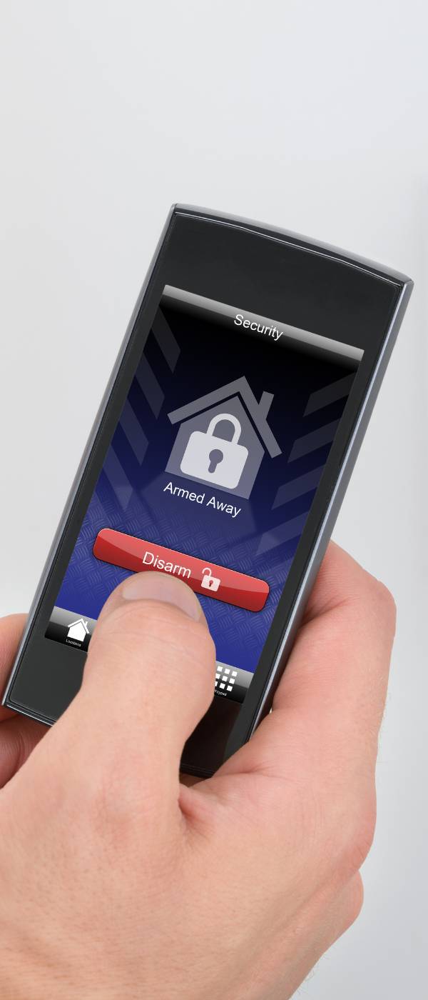 funcionamiento de sistema de alarma de seguridad con sensores y monitoreo